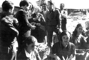 Augustin Souchy with Emma Goldman in a collectivization of Hospitalet de Llobregat (1938)
